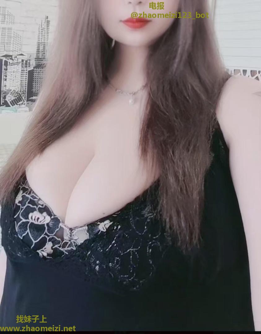 长白街巨乳少妇