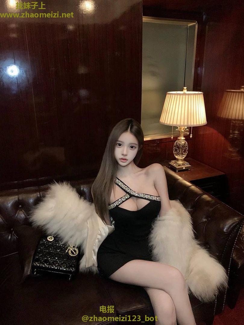 极品性感巨乳魅魔兼职