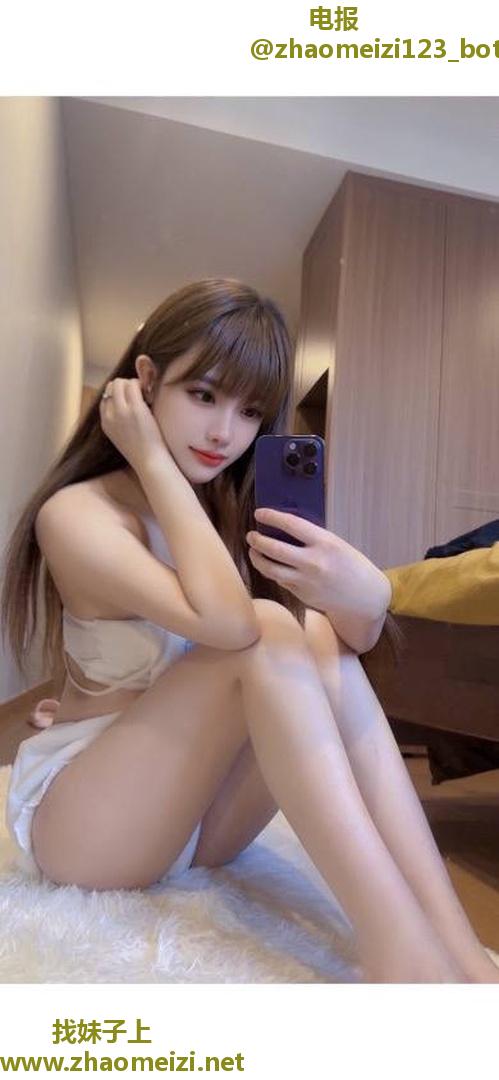 诱人性感妩媚女高兼职