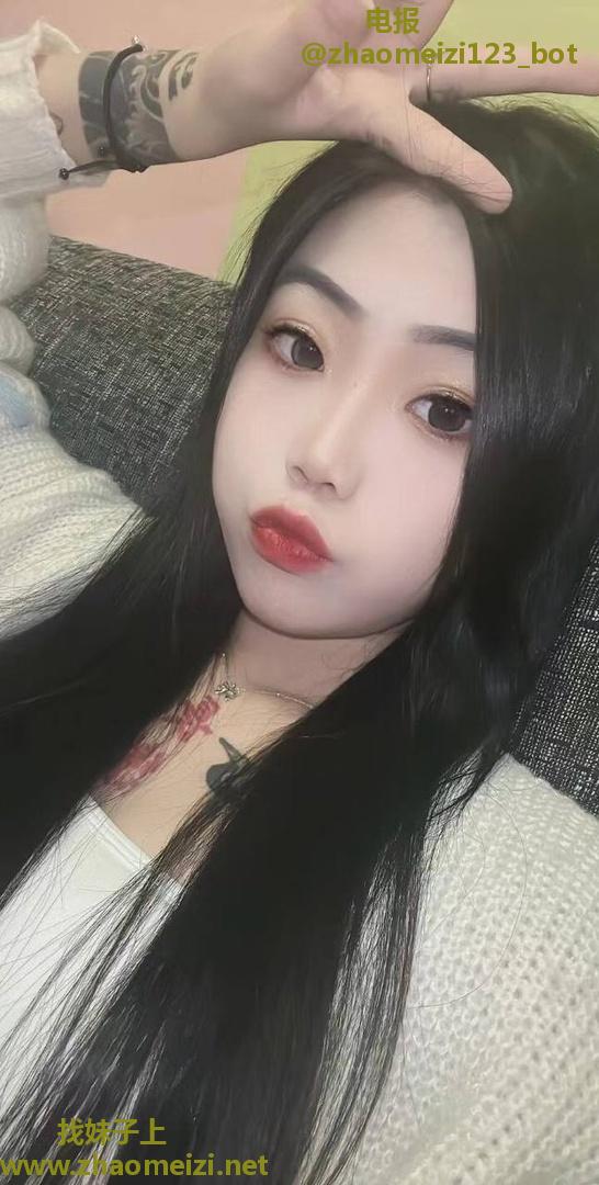 淄博00后小姐姐