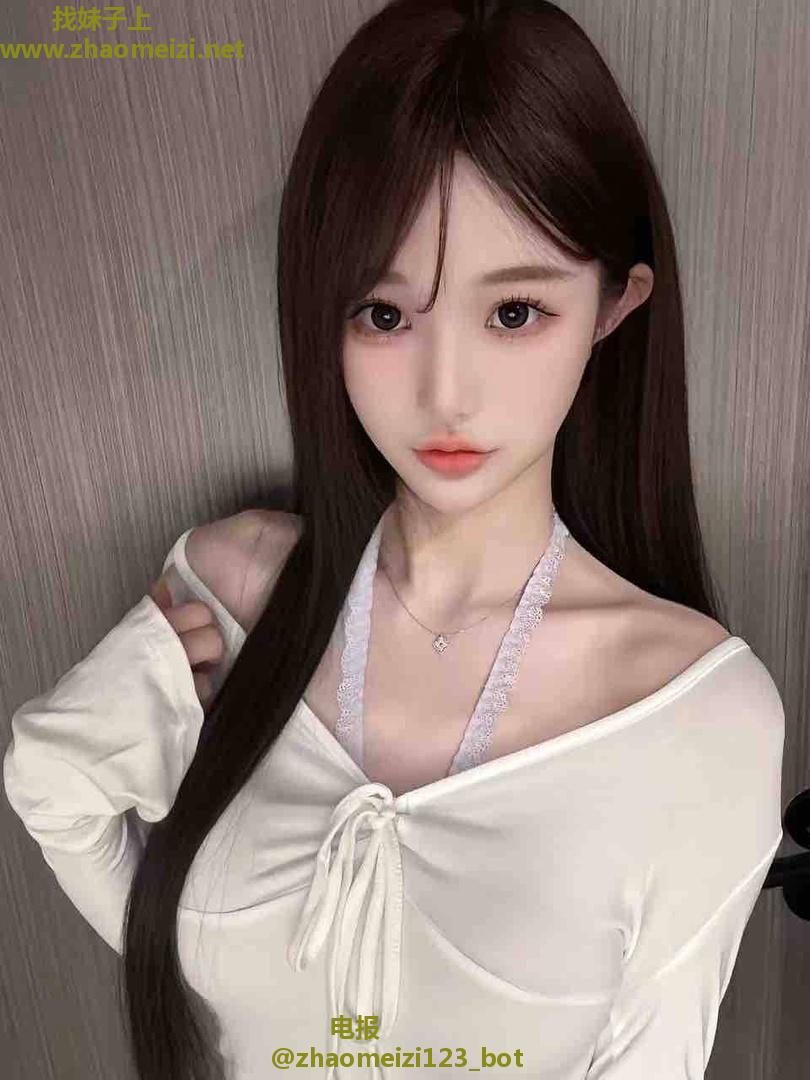 香臀美乳小倩内射小花园