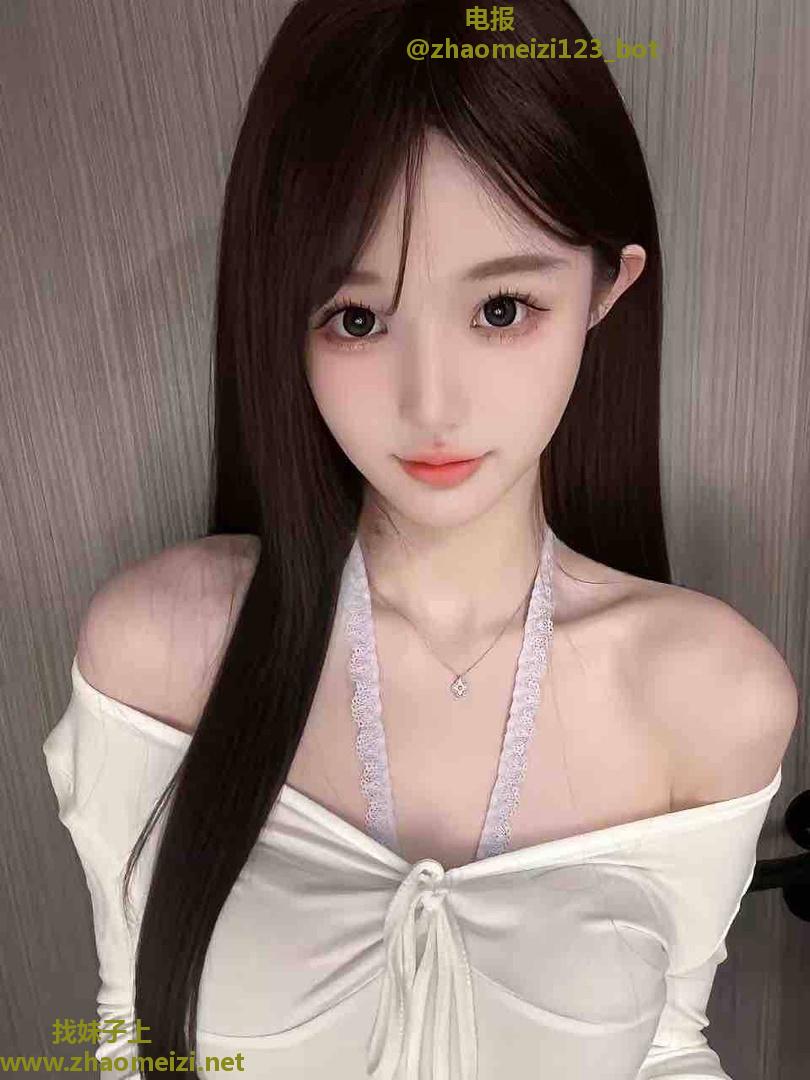 香臀美乳小倩内射小花园