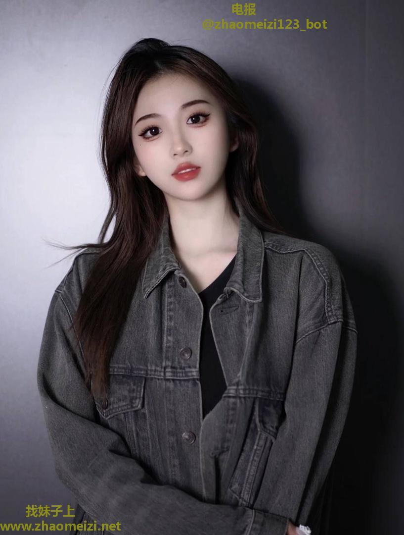 00后妹妹 沐浴缸陪洗澡
