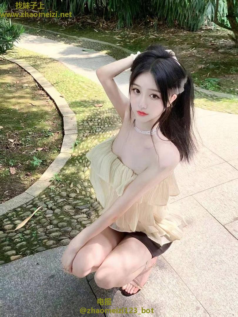 零零后肥鲍敏感多汁姐姐