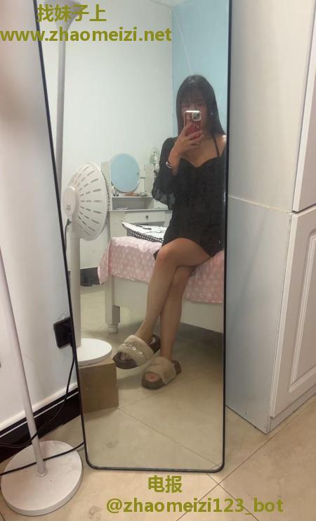 瑶海萌骚美少女