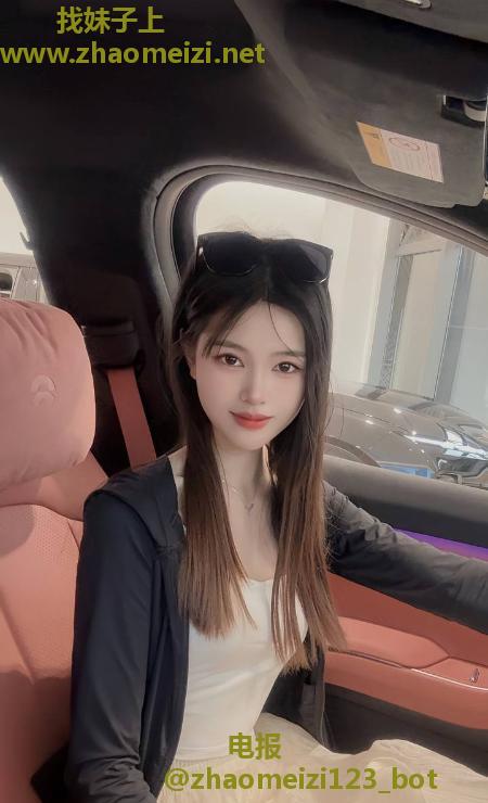 颜值女友小鹿老师