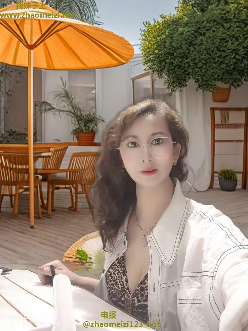 罗湖38C丰满少妇