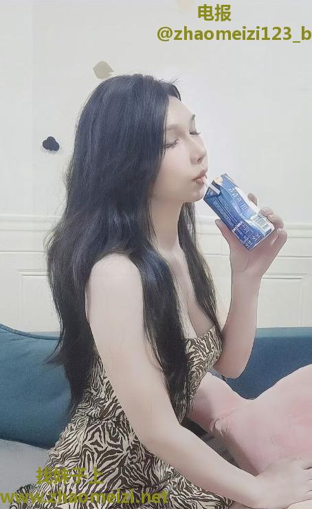 天河骚妹高挑小初夏
