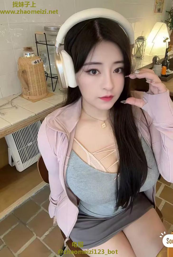 奉贤童颜巨乳妹妹
