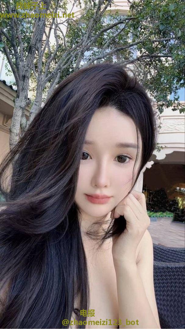 诱惑滑润小猫咪