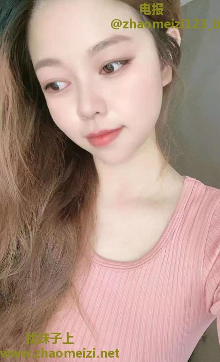 大胸女友系小艾