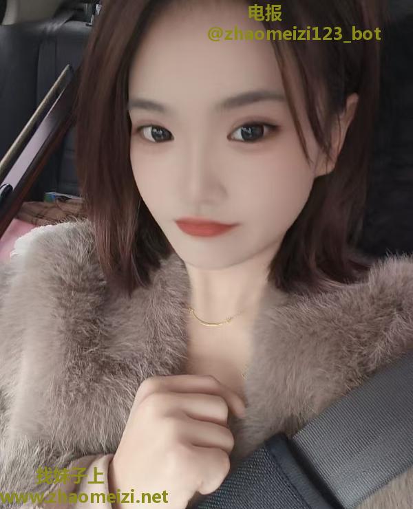 天河大胸美女