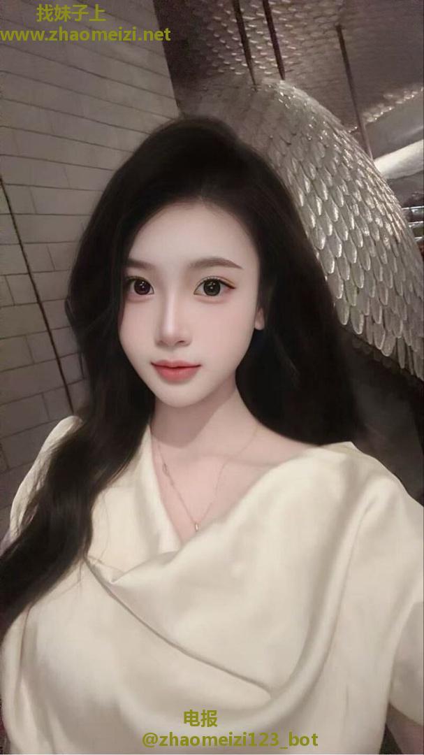 大连长腿翘臀美鲍婷婷