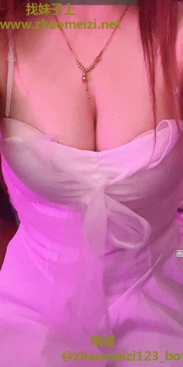 大胸姐姐