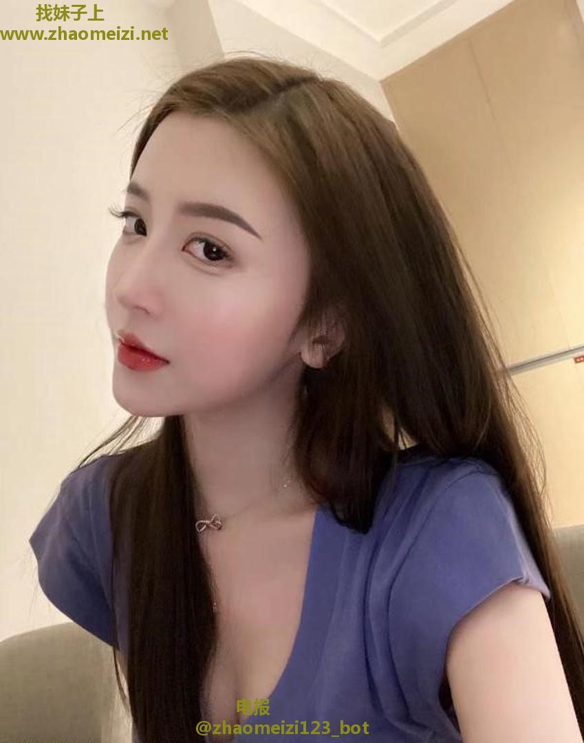 禅城淡妆小辣妹