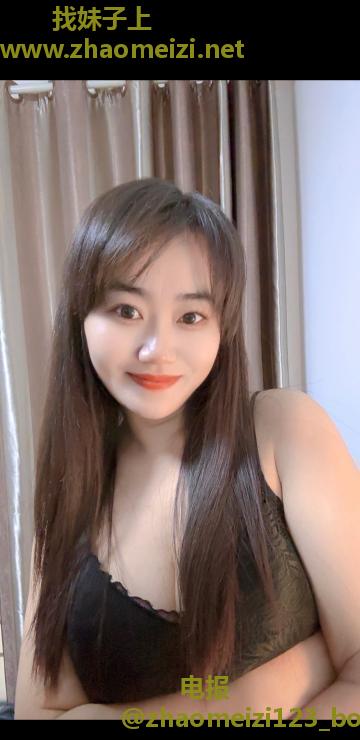 西苑大胸萌妹子