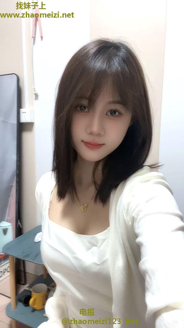 西青性感丰满风骚嫩妹