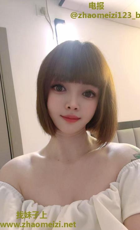 白云小小 