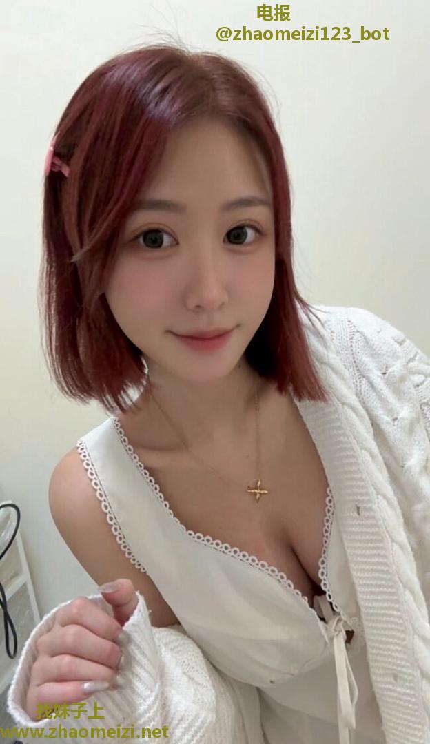 白银水多多丰乳美女