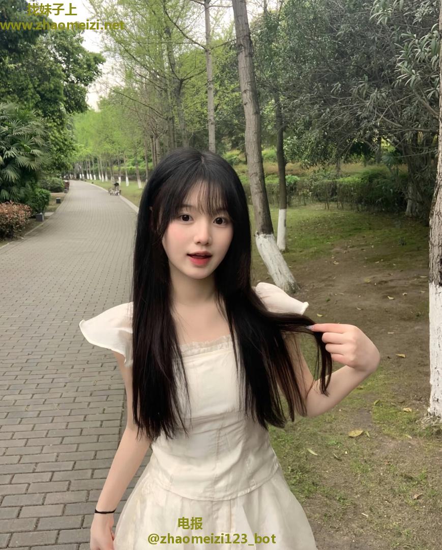 性感逼紧