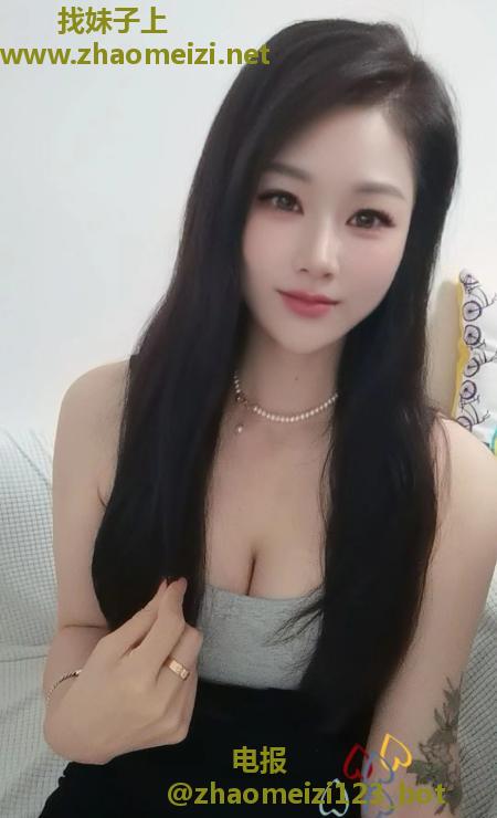 白云高挑御姐香奈儿