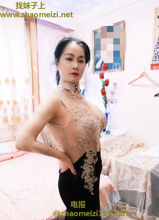 武侯大奶熟女阳光