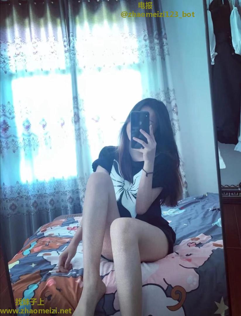 兼职小妹漂亮，性格活泼。