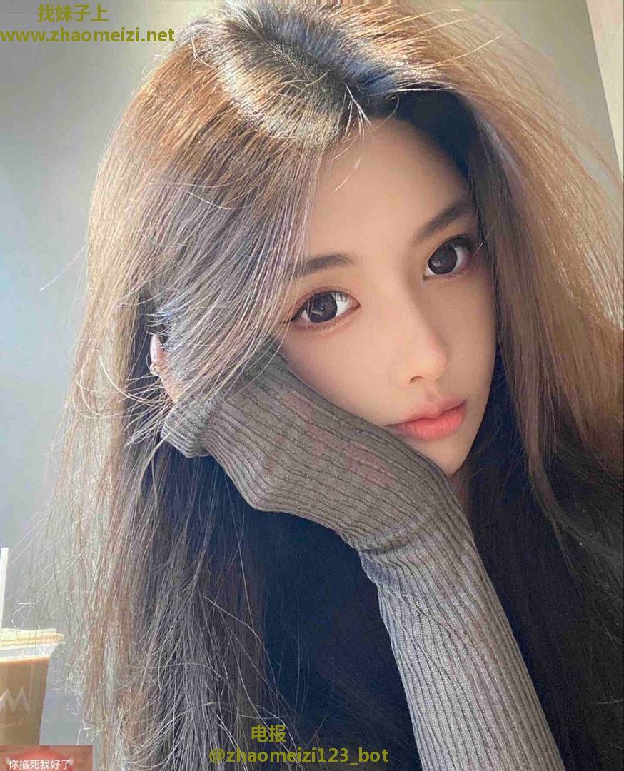 性感年轻兼职少妇