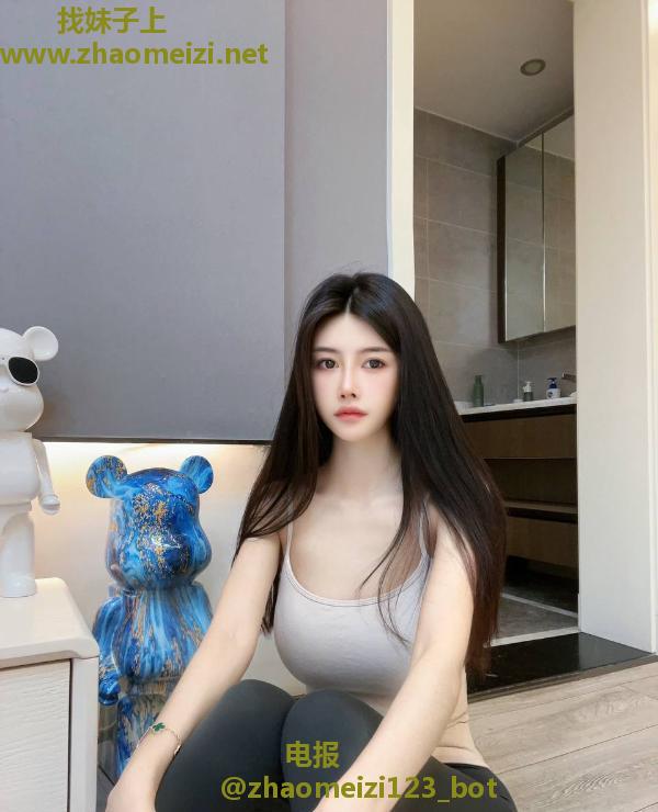 天然大胸颜值老师