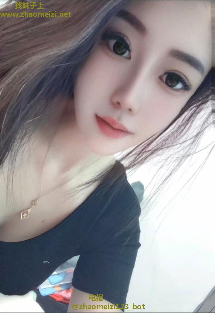 美女小骚妇
