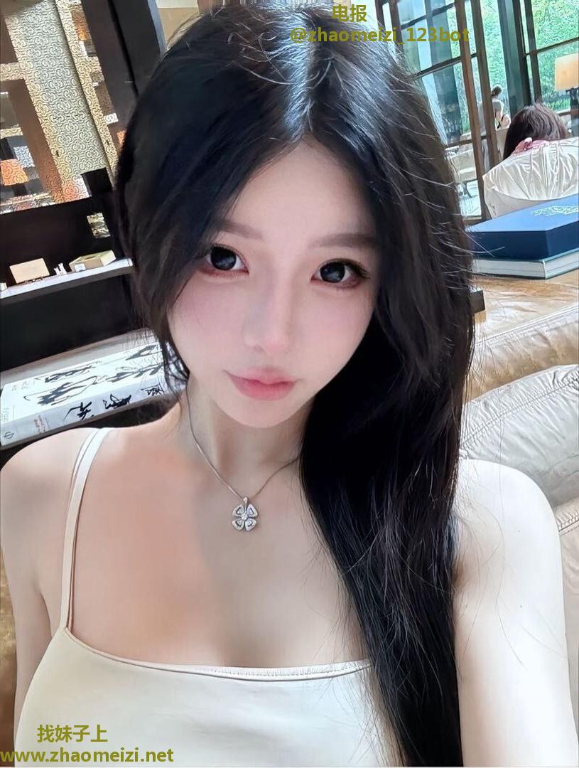 性感光滑白嫩妹妹