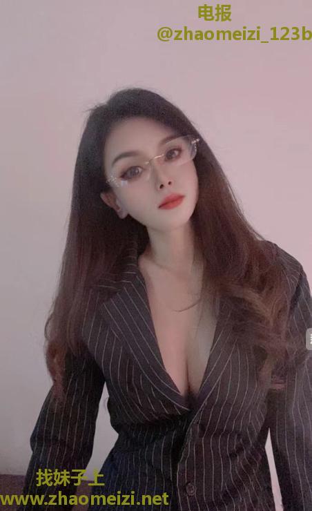 昆山性感美女