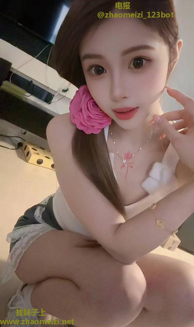 清纯反差纯欲小妹