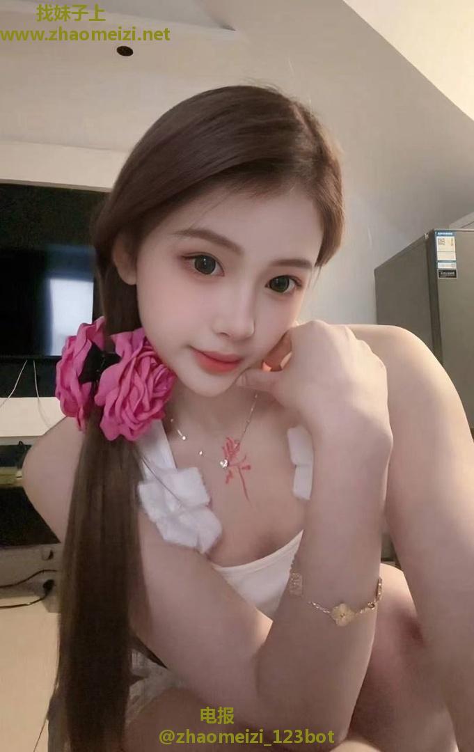 清纯反差纯欲小妹