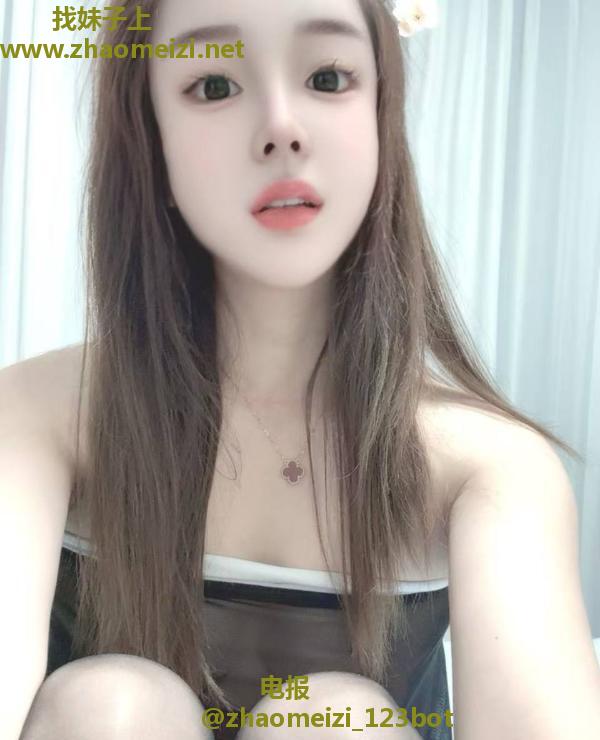 江阴妩媚颜值妹子