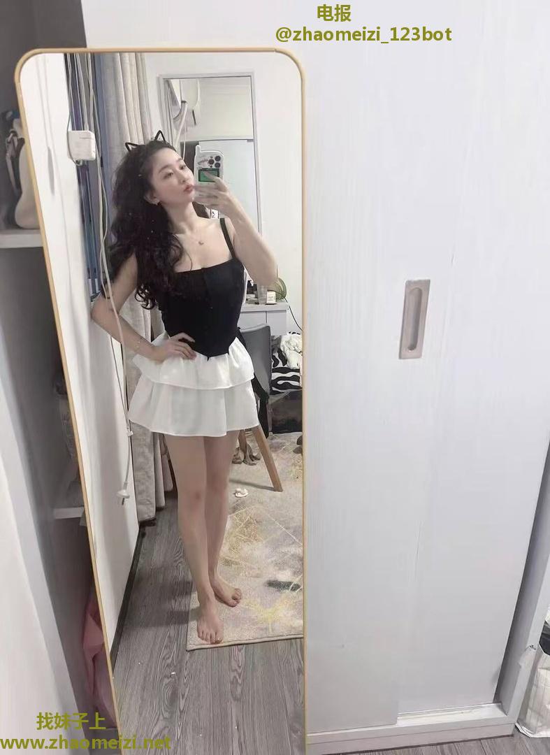 星河湾鱼鱼大奶jk妹纸