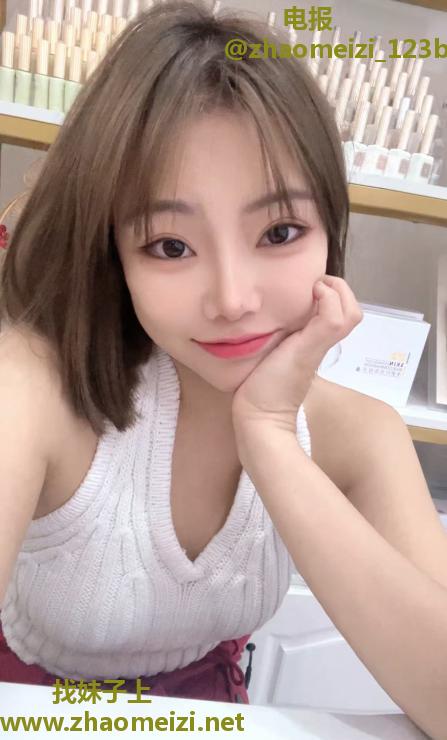 宝安短发甜辣妹子