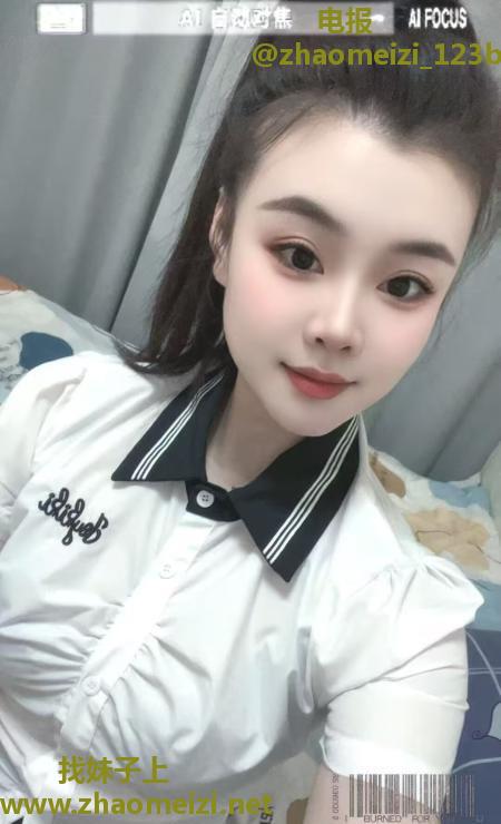 有颜有奶小姐姐