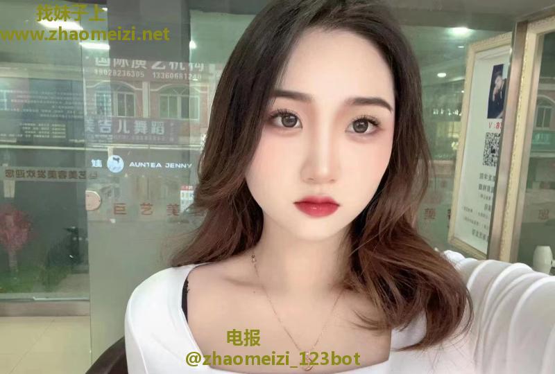 海珠骚女泡泡