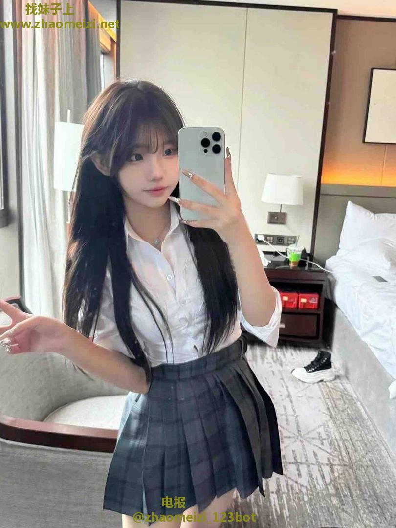 清纯白虎学生妹兼职