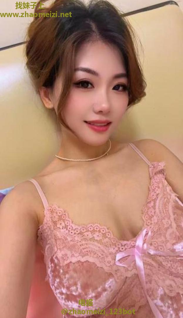 长发美乳芳芳老师