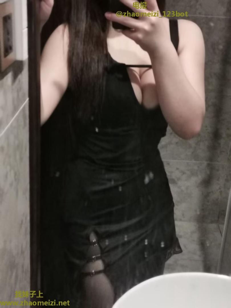 新吴区舌吻小嫩妹