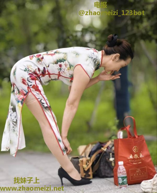 江阴旗袍熟女
