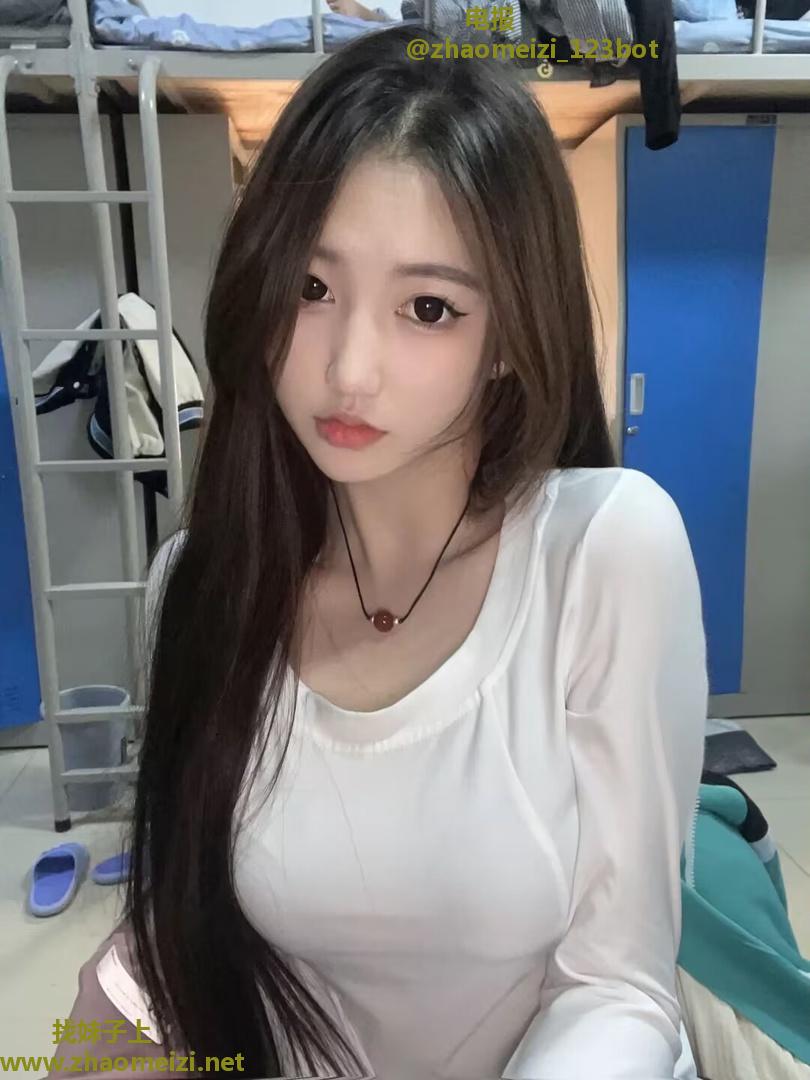 哈市粉嫩风骚妹子