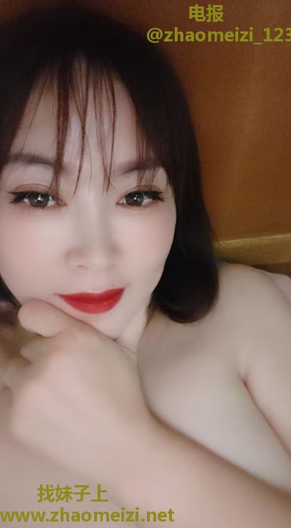 潮喷英姐