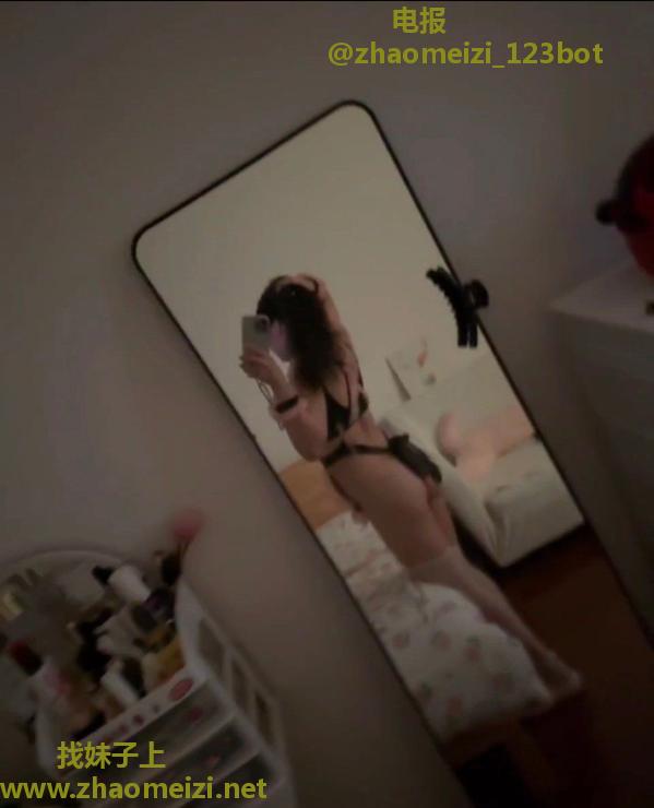 福田丰满大奶嫩妹酪儿