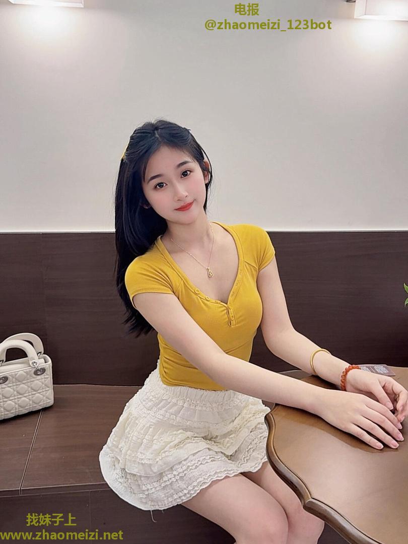 奶大粉红 反差少妇