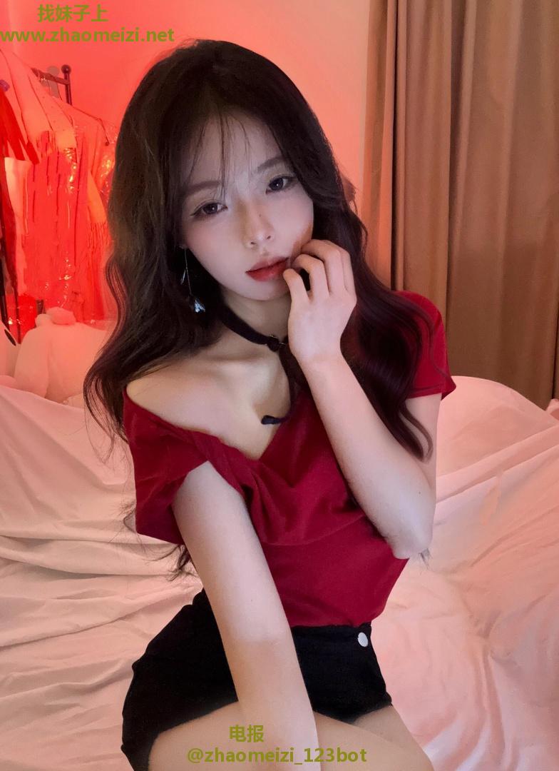 感粉嫩榨汁小妖精