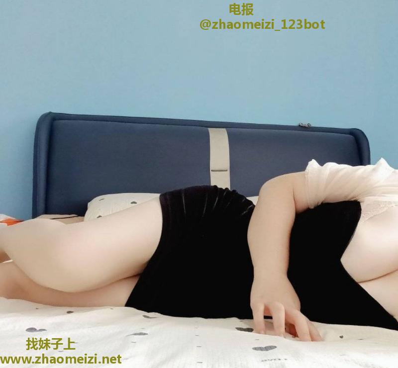 吴中可中项可大的御姐