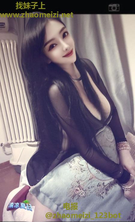 北京潘家园大奶小姨子